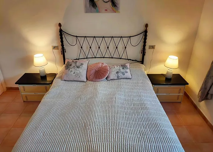 Sabina Villa *