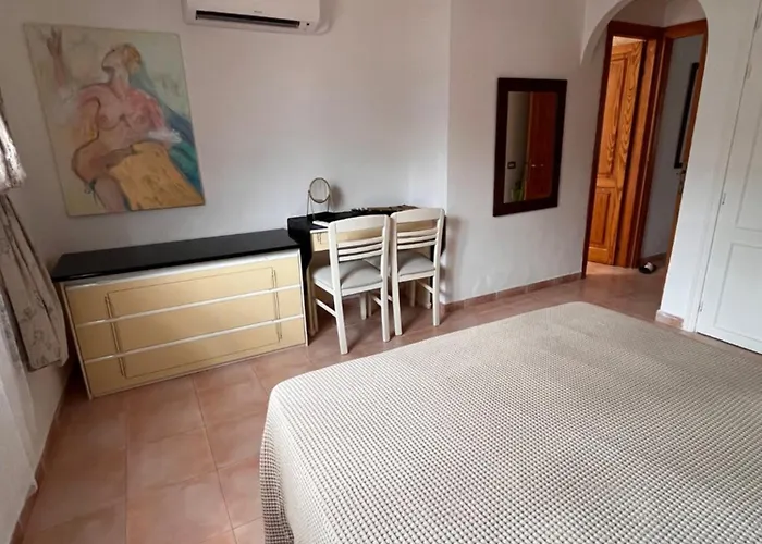 Sabina Villa *